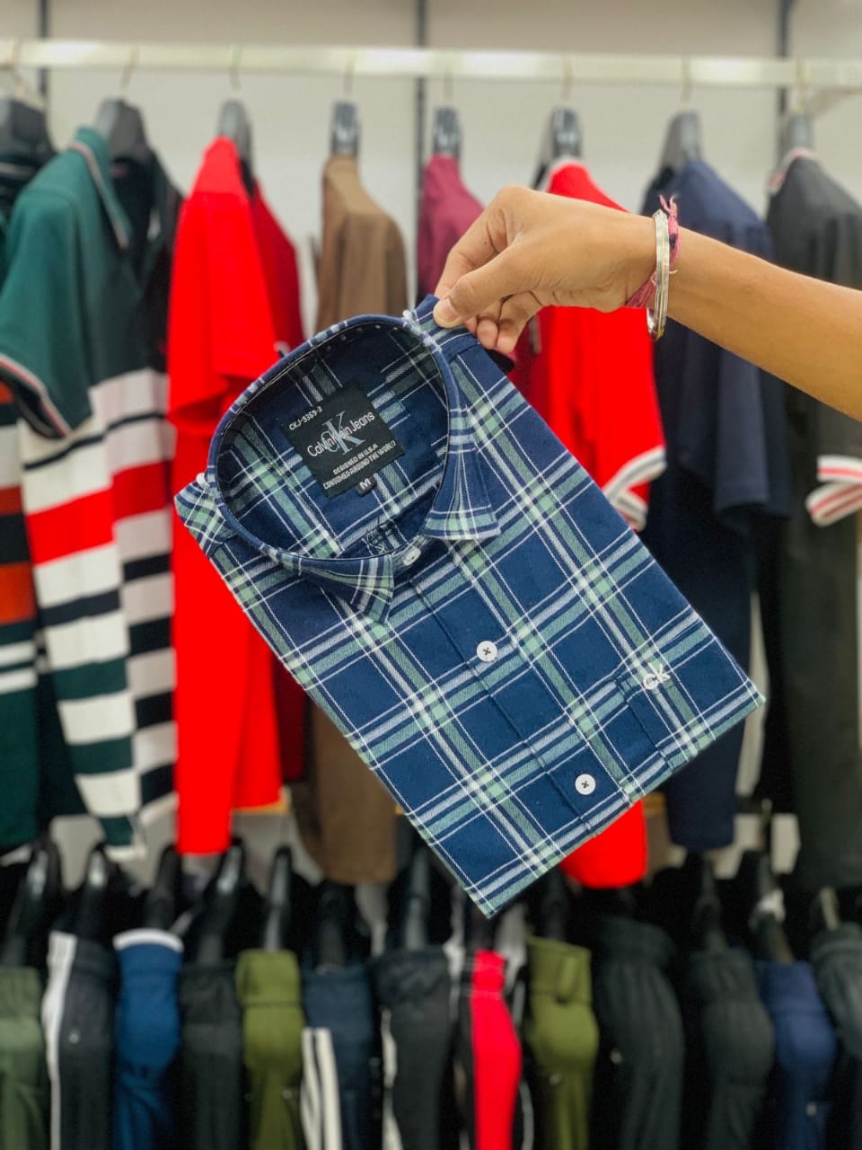 Details View - Calvin Klein Shirt photos - reseller,reseller marketplace,advetising your products,reseller bazzar,resellerbazzar.in,india's classified site,Calvin Klein Shirt | Calvin Klein Shirt in Surat | Calvin Klein Shirt in Ahmedabad | Calvin Klein Shirt  in Gujarat